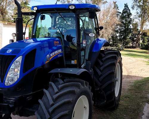 Tractor New Holland 205