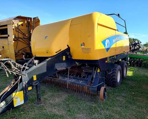 Megaenfardadora New Holland BB 9070 Cropcutter