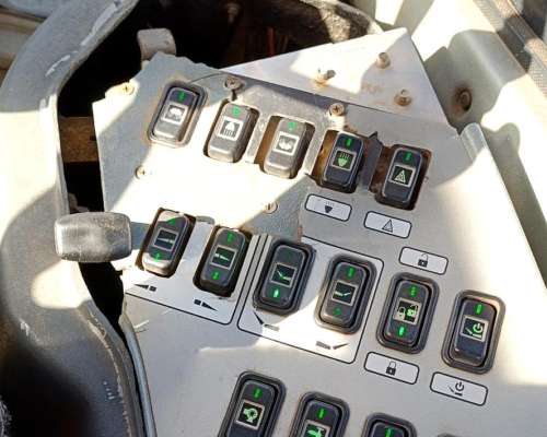 Pulverizadora Metalfor 7040 2015 - 32 MT - Piloto Plantium