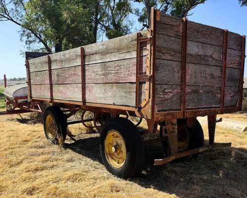 Acoplado Playo de 8 TN. de 4.5 X 2 MS.