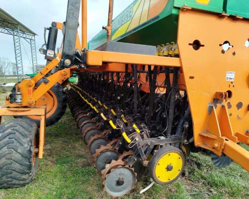 Dumaire Mod 910 de 39 Líneas a 20. Dosificación Variable