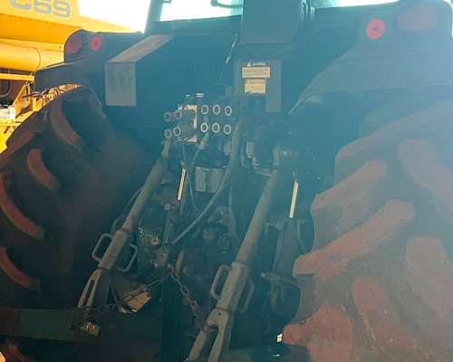 Tractor Valtra BH 180 Perfecto Estado