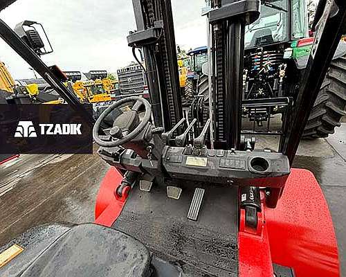 Autoelevador Bylion 70 7.000kg Torre Triple Duales