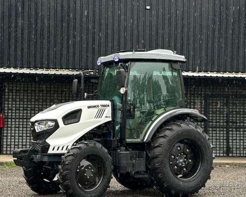 Tractor Bronco 80 HP Cabinado Nuevo