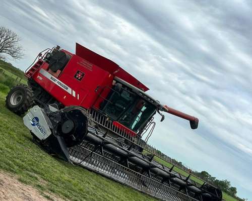 Cosechadora Massey Ferguson 9790 375 HP Draper 35 2012