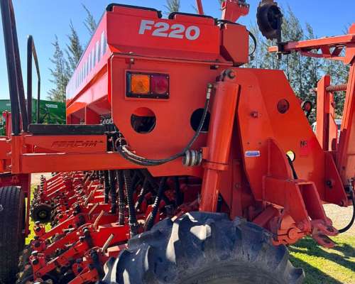 Sembradora Fercam F220 25 a 17.5