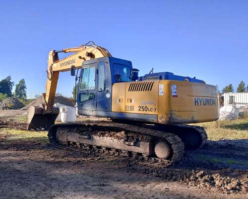 Excavadora Hyundai Robex 220 LC