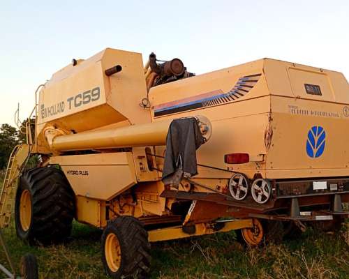 Cosechadora New Holland TC 59