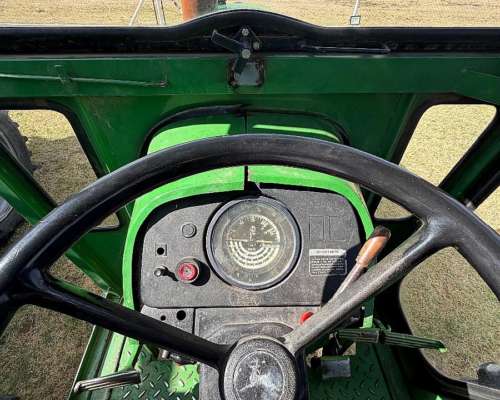 Tractor John Deere 3350