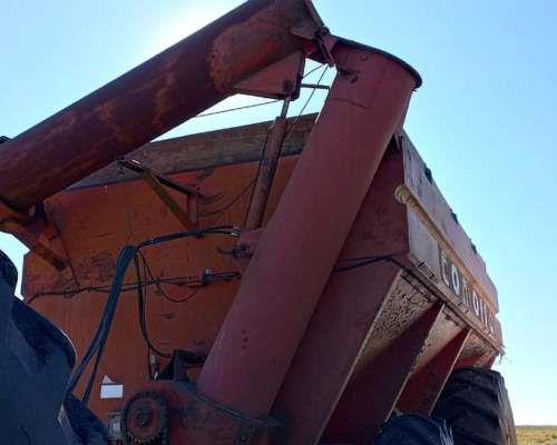 Tolva Usada Comofra con Balanza.