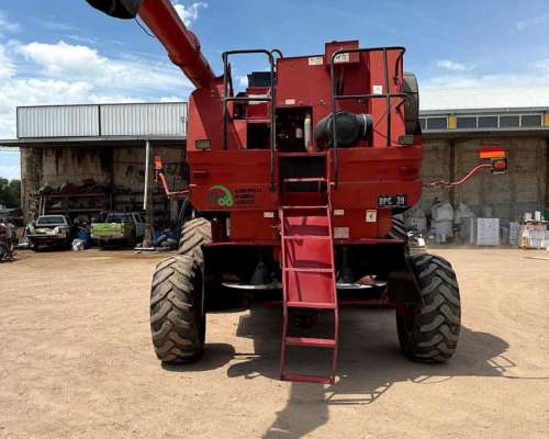 Cosechadora Case IH 2388, año 2008, 2.500 Hs Motor Reparado,