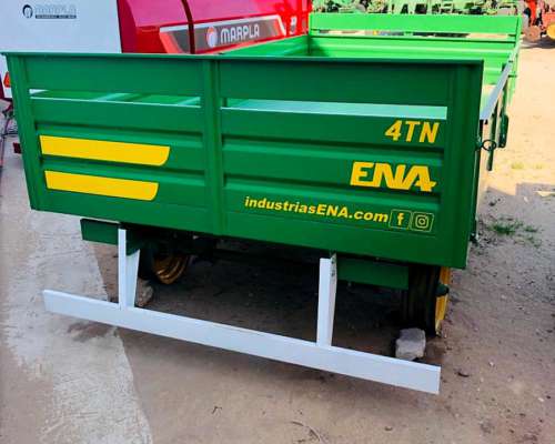 Acoplado Playo ENA de 4 Toneladas.