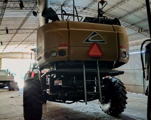 Cosechadora Challenger 520c 2024