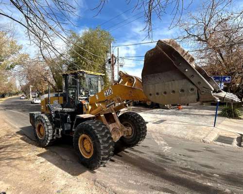 Sem 669c año 2012 5.500. Horas Llame al 2604689920