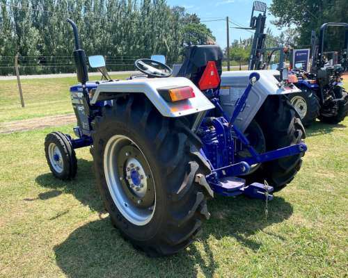 Tractor Farmtrac de 50 HP 4x2, Plan 13 Cheques