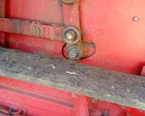 Vassalli 1200, con Plataforma 23 Pies Don Roque 2017