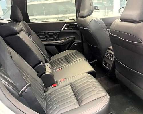 Mitsubishi Outlander 2.5 GLS Full AT 4wd