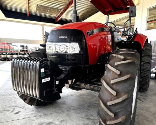 Tractor Farmall 110 a Case IH
