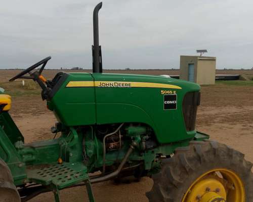 Jhon Deere 5065 e