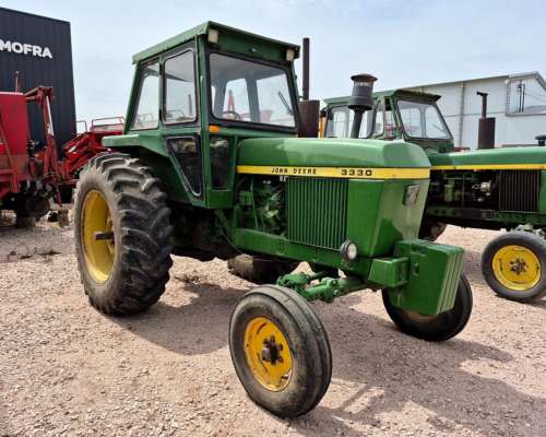 Tractor John Deere 3330 - 75 HP