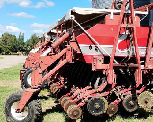 Sembradora Crucianelli Pionera IV 49 a 21 año 2009.