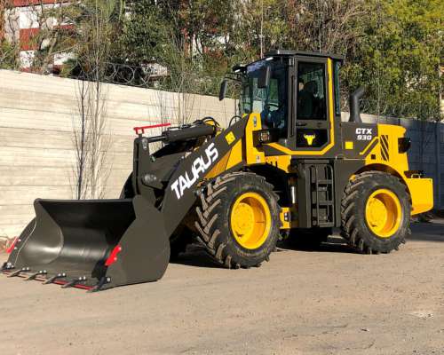 Pala Cargadora Taurus CTX930 con Motor Cummins