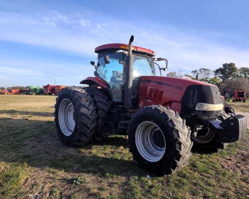 Tractor Case Puma 210 con Tres Puntos