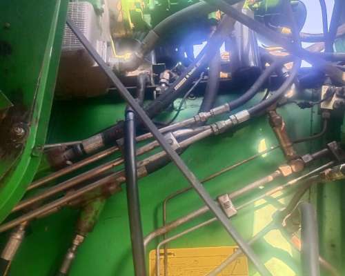 Cosechadora John Deere 9600 - Doble Traccion - 30 Pies