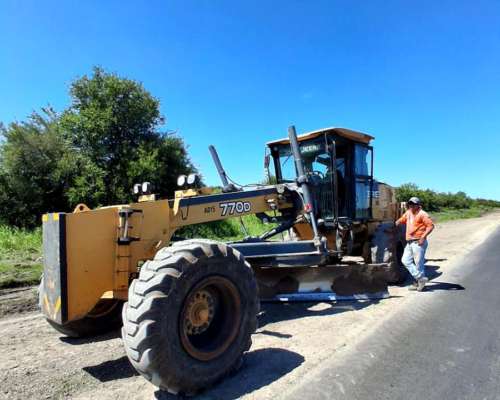Motoniveladora John Deere 770d