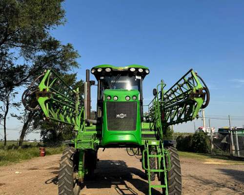 Pulverizadora Autopropulsada Metalfor 7035 - 2016