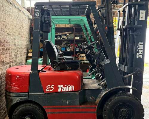 Autoelevador Tailif 2500 Kg