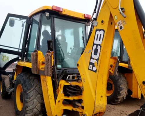 Retroexcavadora JCB 3cx - 2017