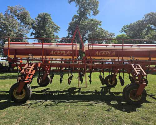 Fertilizadora Incorporadora Acepla - 13 a 52 - Impecable