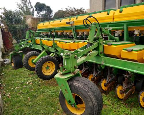 Sembradora 16/42 CM. Usada Erca , Doble Fertilizacion con