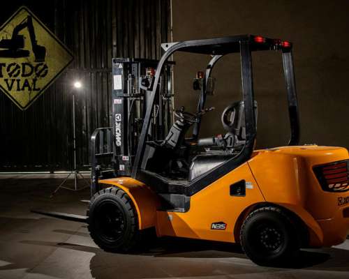 Autoelevador Xcmg FD35 3.500kg Dual T/T 4.5mt Todo Vial