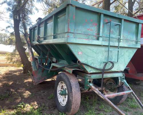 Acoplado Semillero Monterrey TM7000