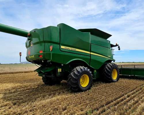 Cosechadora John Deere S660, año 2018