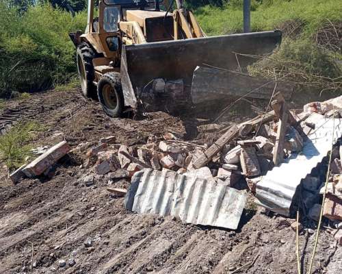 Retropala Caterpillar 416 con Motor Perkins