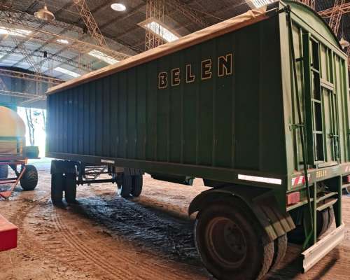 Tolva Semillera y Fertilizantes Marca Belen- cm 22 TN