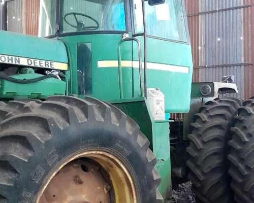 John Deere 8440 Articulado