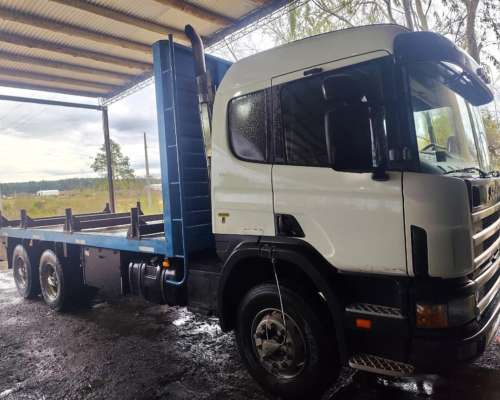 Scania 6X4 año 2006. Motor 240.000 KM. Trabajando