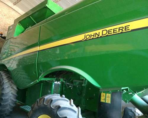 Cosechadora Jhon Deere S550
