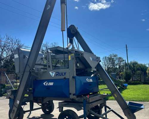 Clasificadora Ruly Modelo CE 2000 2/3 T/H