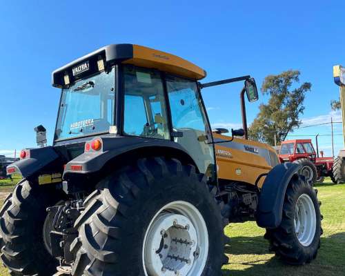 Valtra BM 125 2012