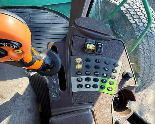 Segadora Autopropulsada John Deere R450