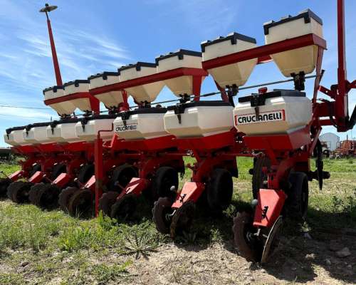Sembradora Crucianelli Gringa III de 7 a 70