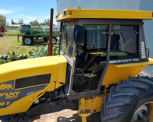 Tractor Pauny 230 C, Buen Estado General, Disponible