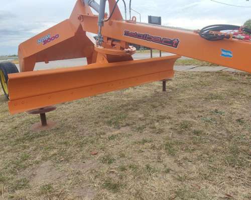 Niveladora Dos Ruedas Liviana N.a.m. 3000 Metalbert