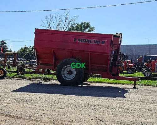 Tolva Autodescargable 14 TN C/ Sobre Baranda 16. Mancini.