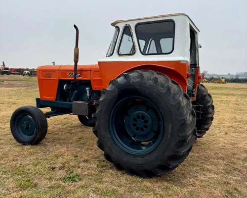 Tractor Fiat Mod. 700